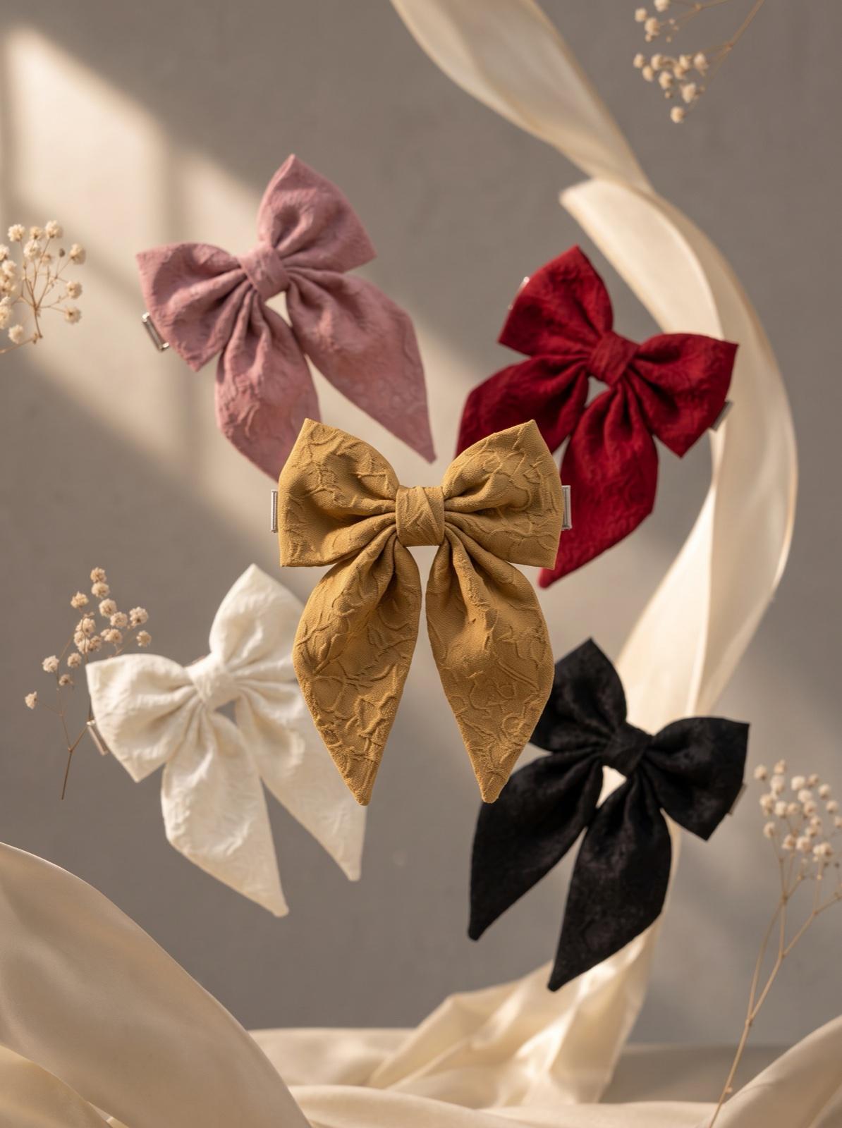Hair Textured bow